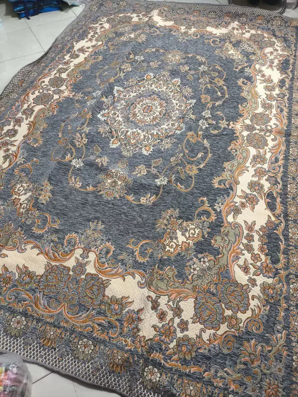 رو فرشی،فرش نمدی|روفرشی|ایلام, |دیوار