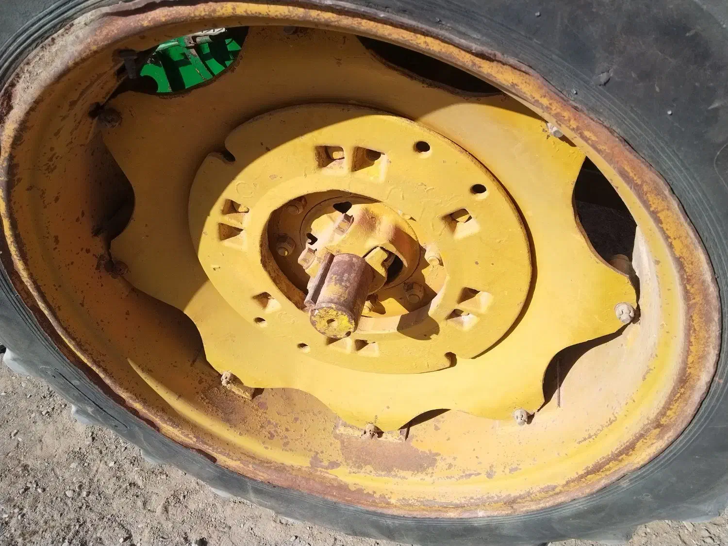 تراکتور آیتیم مدل 73،بسیار سالم و اماده ب کار|خودرو سنگین|سبزوار, توحیدشهر|دیوار