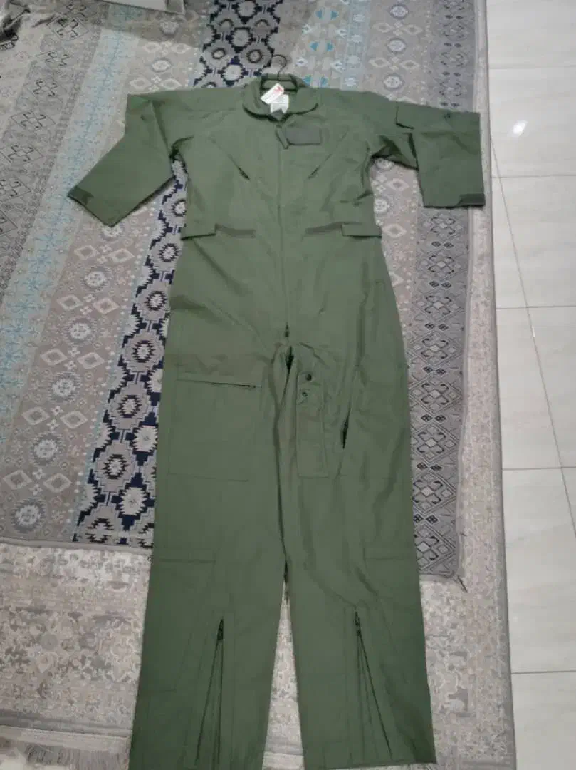 لباس پرواز خلبانی سایز 40Largeنو|لباس|تهران, فرودگاه مهرآباد|دیوار