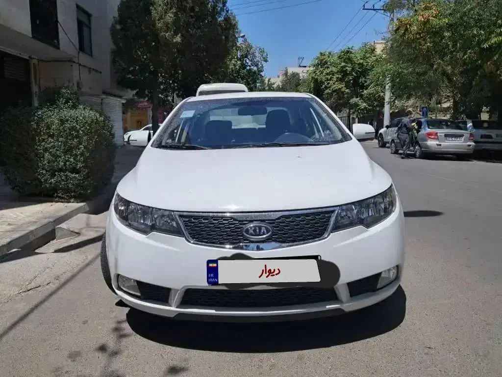 کیا سراتو آپشنال ۱۳۹۶ اتومات ۲۰۰۰|خودرو سواری و وانت|تهران, جنت‌آباد مرکزی|دیوار