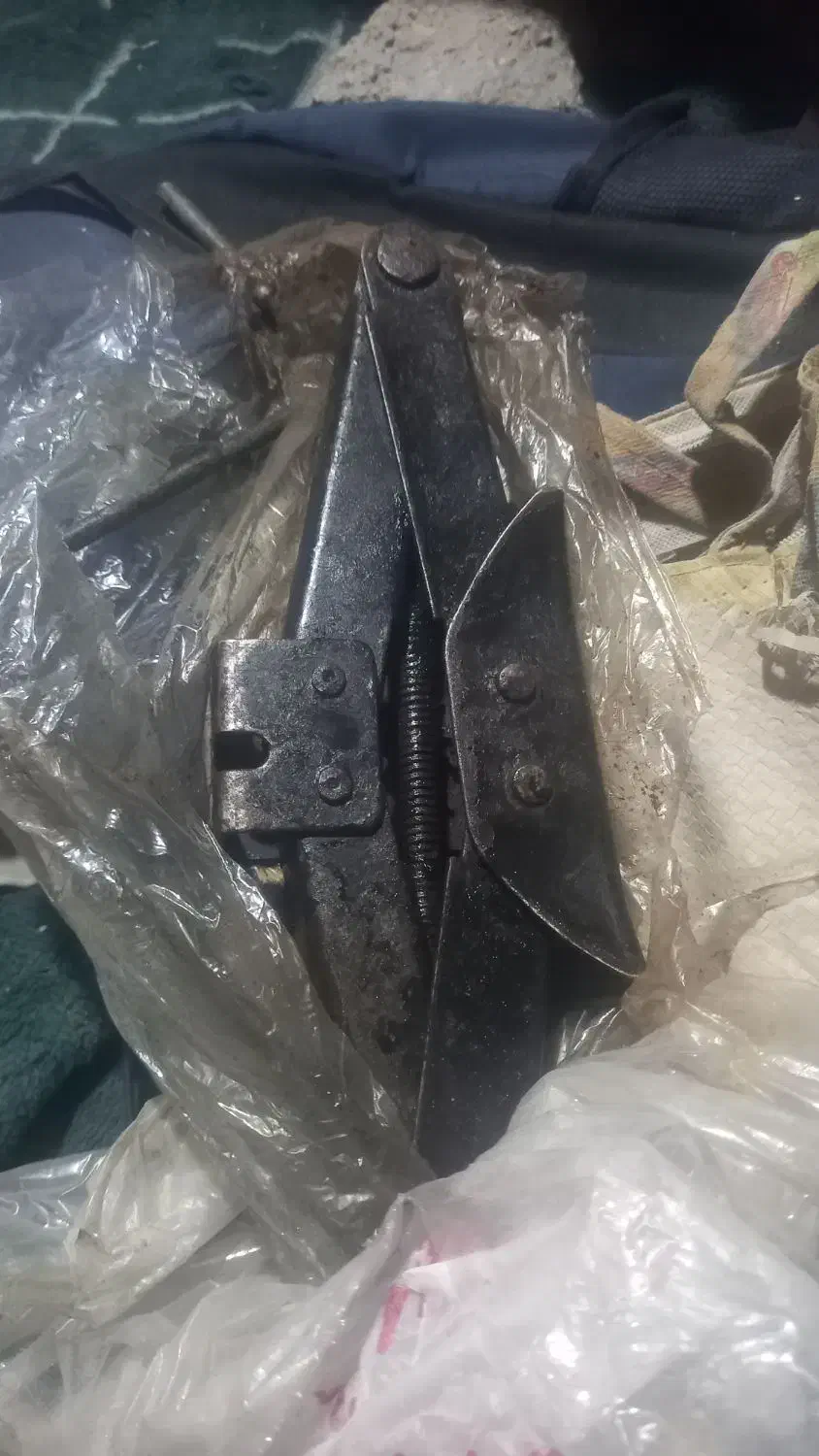 چند اقلام فروشی. به قیمت مناسب|ساعت|زاهدان, |دیوار