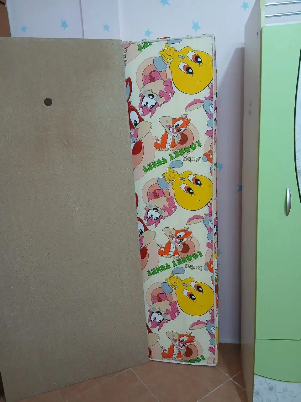 سرویس خواب|تخت و سرویس خواب|مشهد, چهارچشمه|دیوار