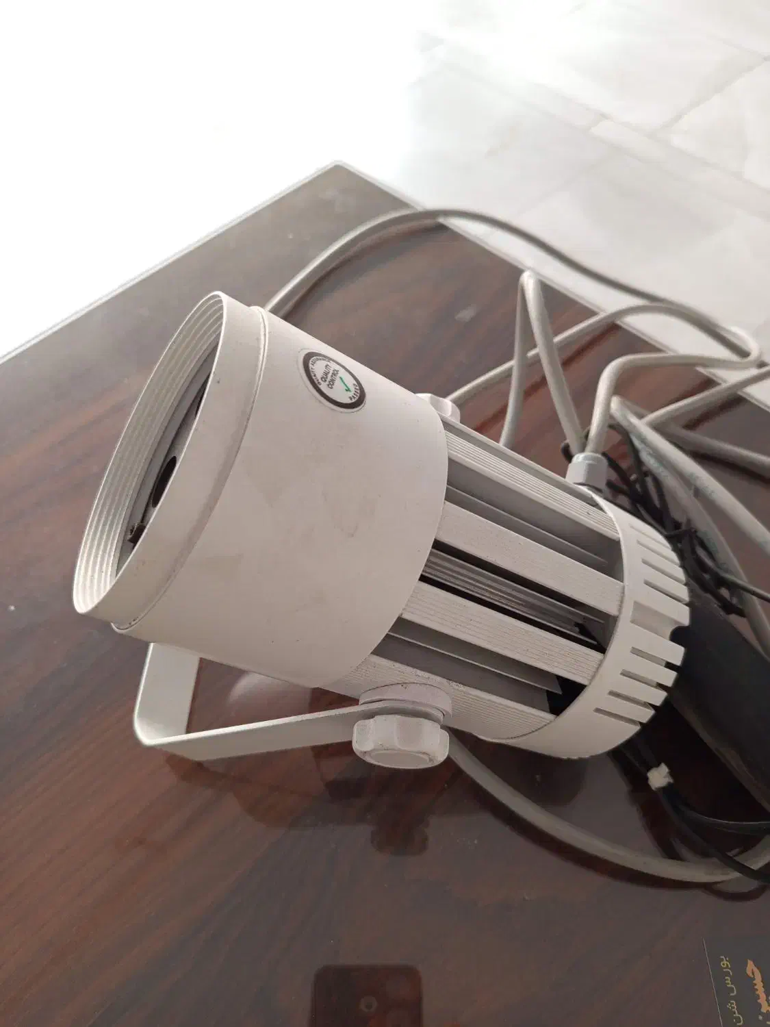 دستگاه یو وی|قطعات یدکی و لوازم جانبی|کومله, |دیوار