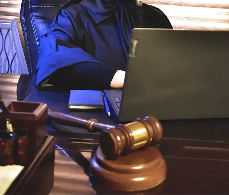 وکیل پایه یک دادگستری خانم|خدمات مالی، حسابداری، بیمه|گنبد کاووس, |دیوار