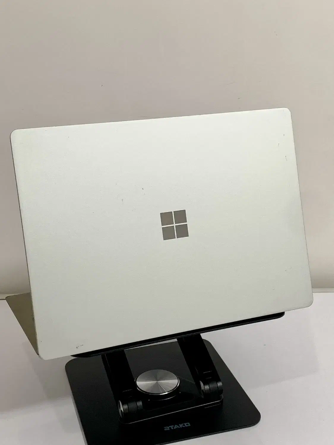 سرفیس لپتاپ 1 نسل 7 رم 8 هارد 256|رایانه همراه|اهواز, شهرک برق|دیوار