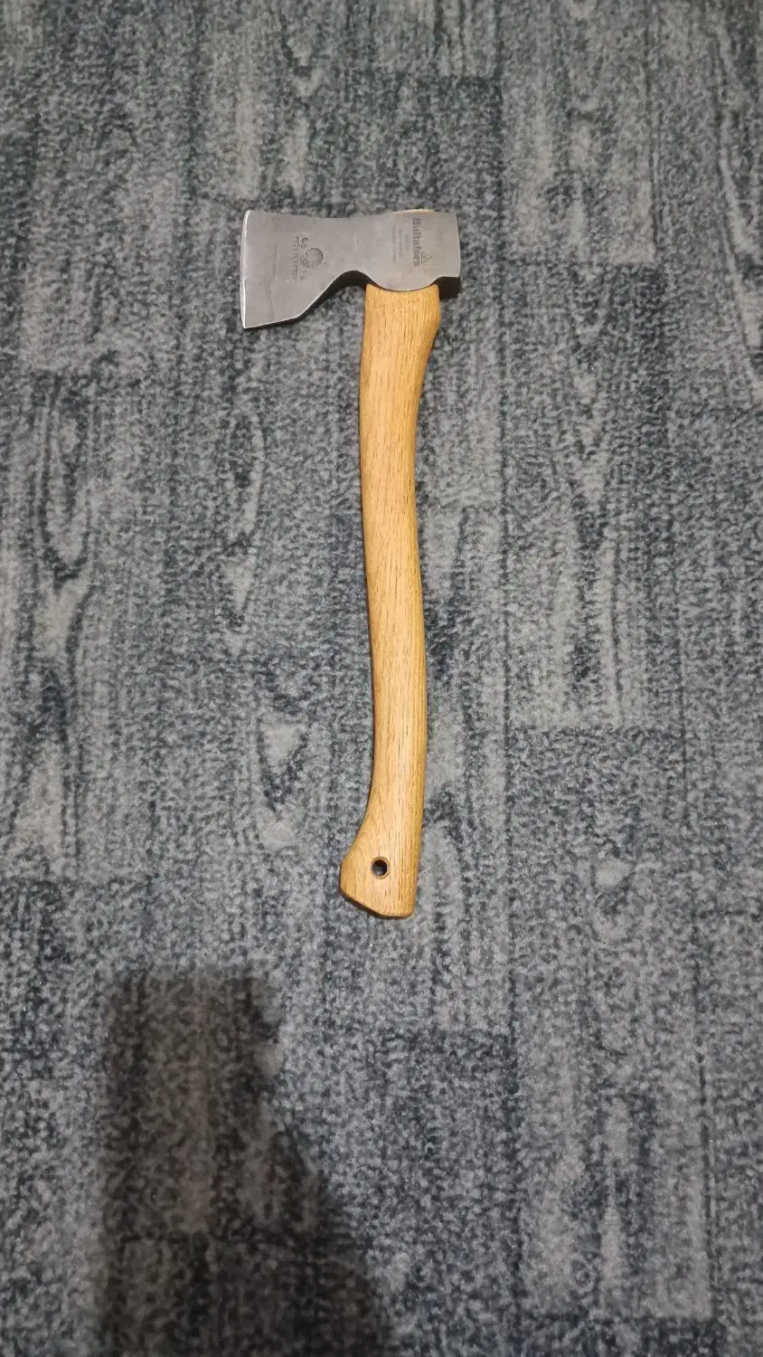 تبر،هولتافورس سوئدی|کوهنوردی و کمپینگ|بابل, |دیوار