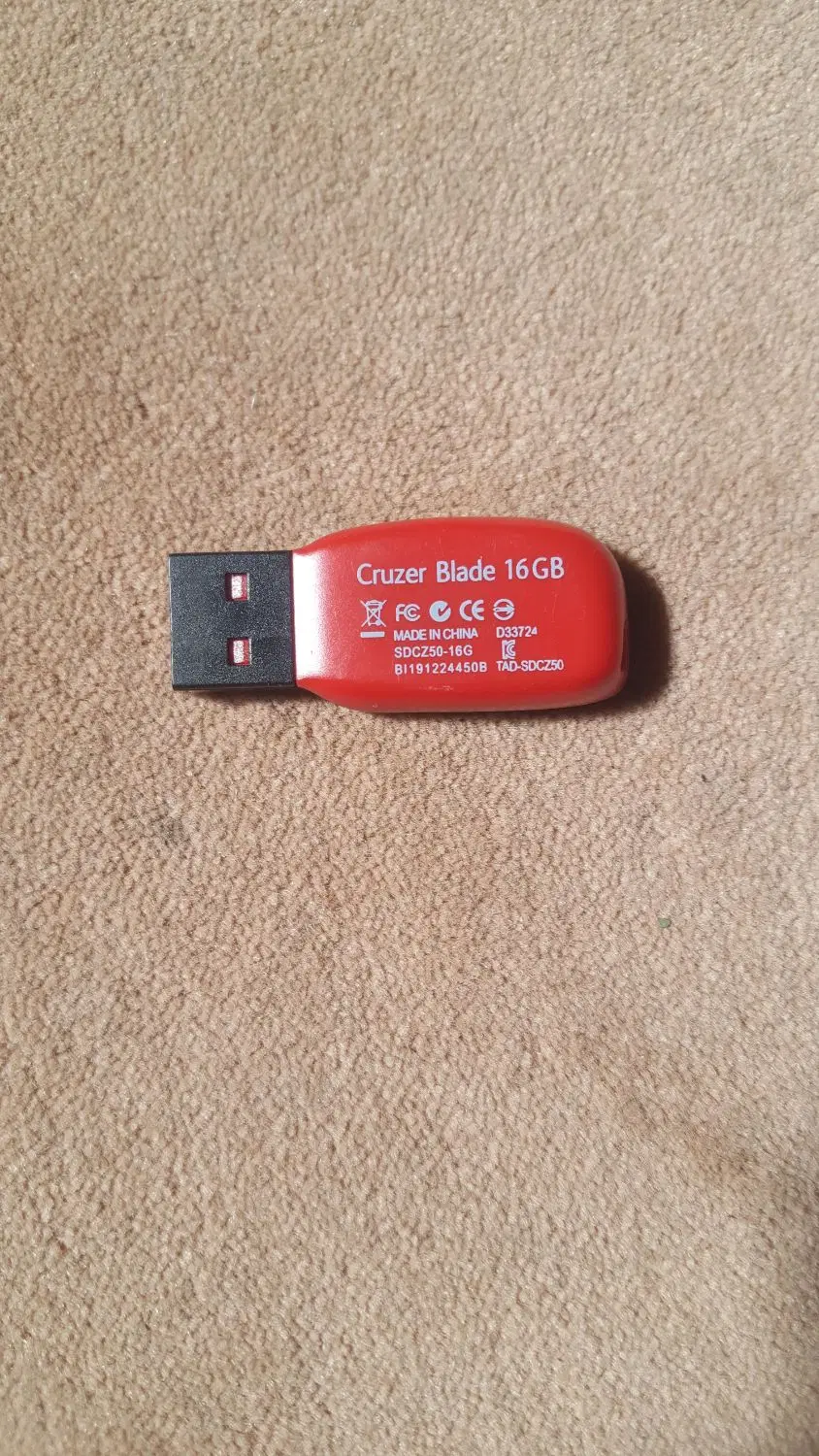 فلش ۱۶ گیگ SanDisk اصلی|قطعات و لوازم جانبی رایانه|تهران, تهرانسر غربی|دیوار