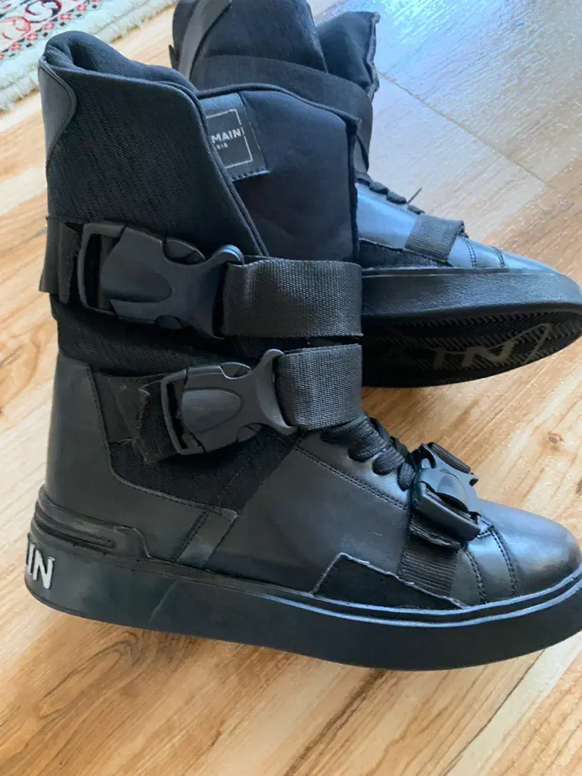 بوت اصل خارجی|کیف، کفش، کمربند|پارس‌آباد, |دیوار