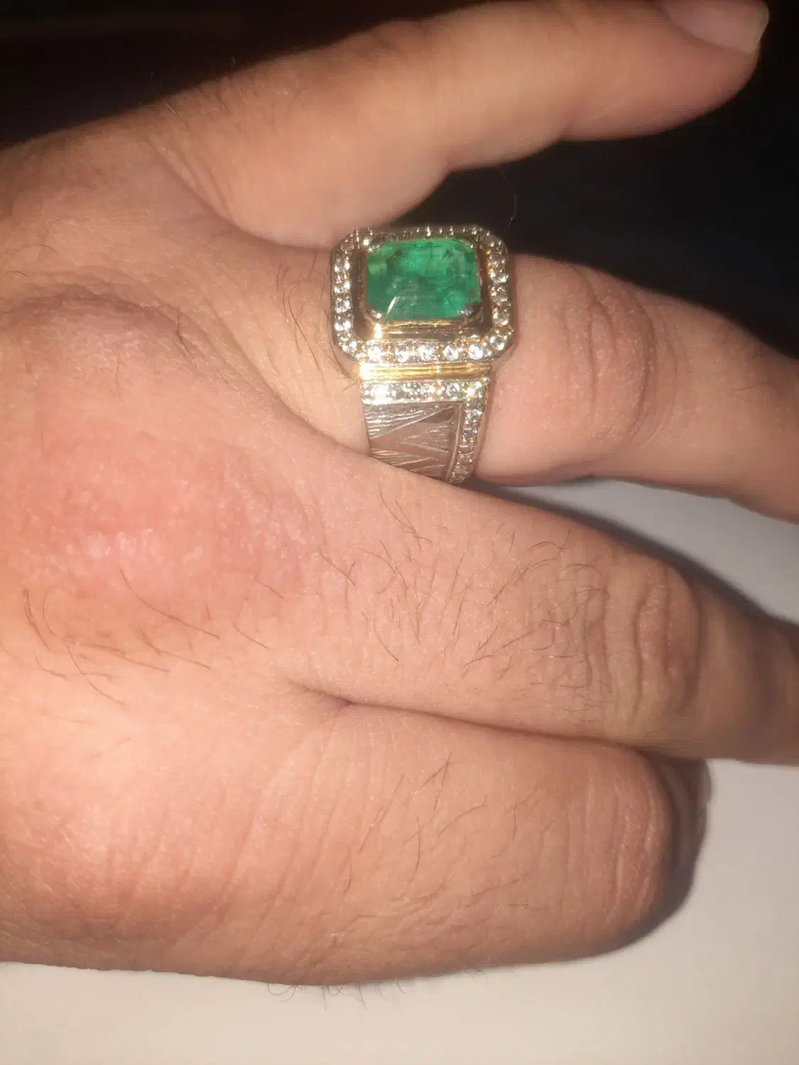 انگشتر جواهر  زمرد  پنج شیر افغانستان  رنگ خاص|جواهرات|خمینی‌شهر, |دیوار