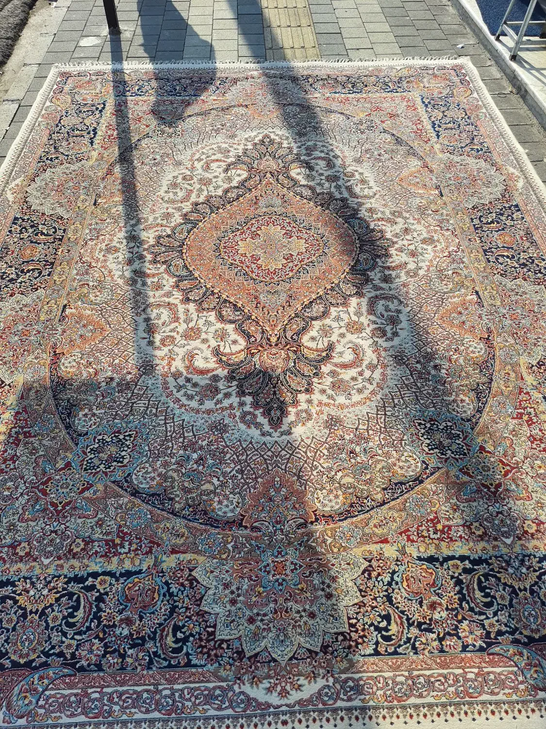 ۲۵۵۰ تراکم ۷۰۰ شانه ۱۲ متری ۱ تخته|فرش|نور, |دیوار