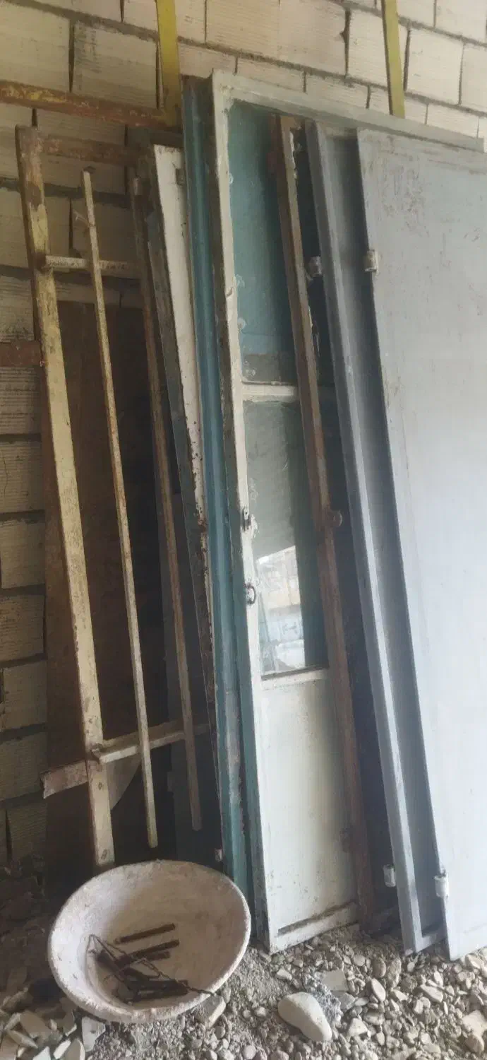 درب|مصالح و تجهیزات ساختمان|نیشابور, تختی|دیوار