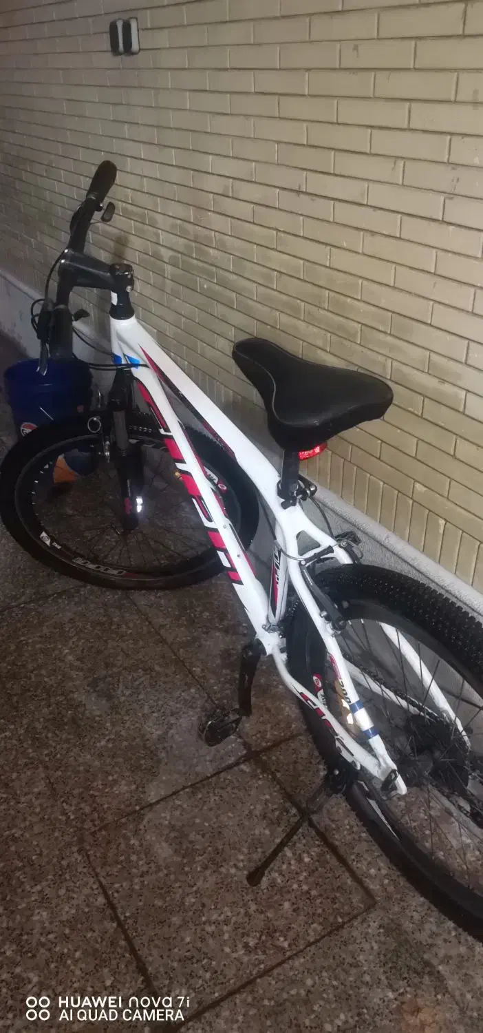 دوچرخه سایز ۲۶ سالم|دوچرخه، اسکیت، اسکوتر|شیراز, شهرک صدا و سیما|دیوار