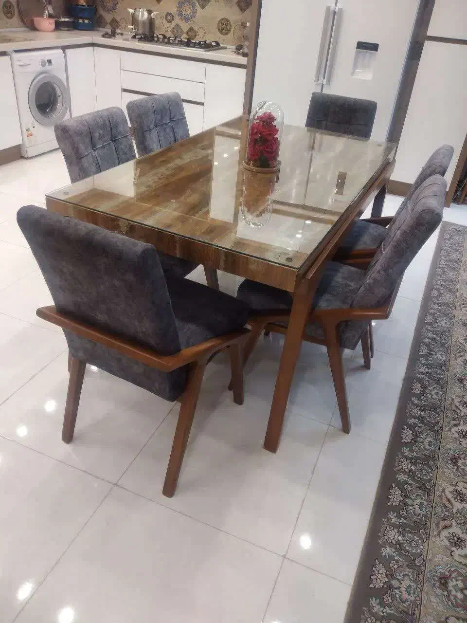 میز ناهار خوری|میز و صندلی غذاخوری|کاشان, فاز ۱ ناجی آباد|دیوار