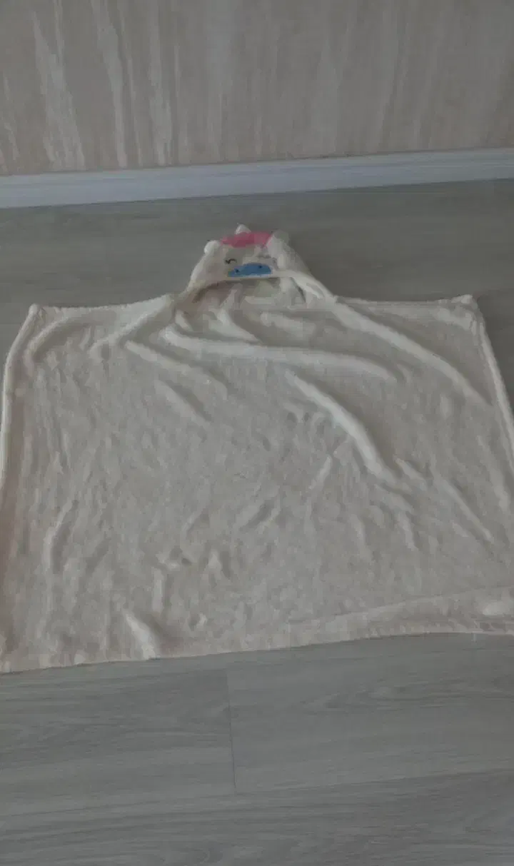 پتو نوزادی خارجی پنی تک شاخ در حد نو ۳۰۰|اسباب و اثاث بچه|همدان, |دیوار