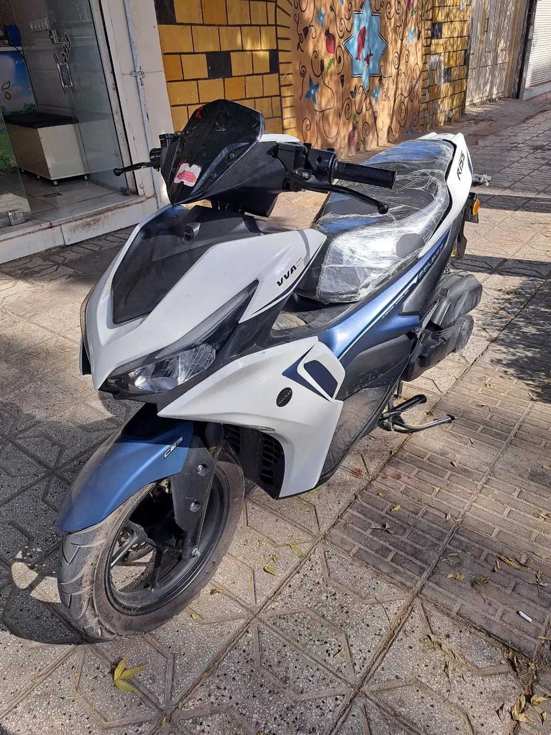 آیروکس.گلکسیr155 آب خنک|موتورسیکلت|کاشمر, |دیوار