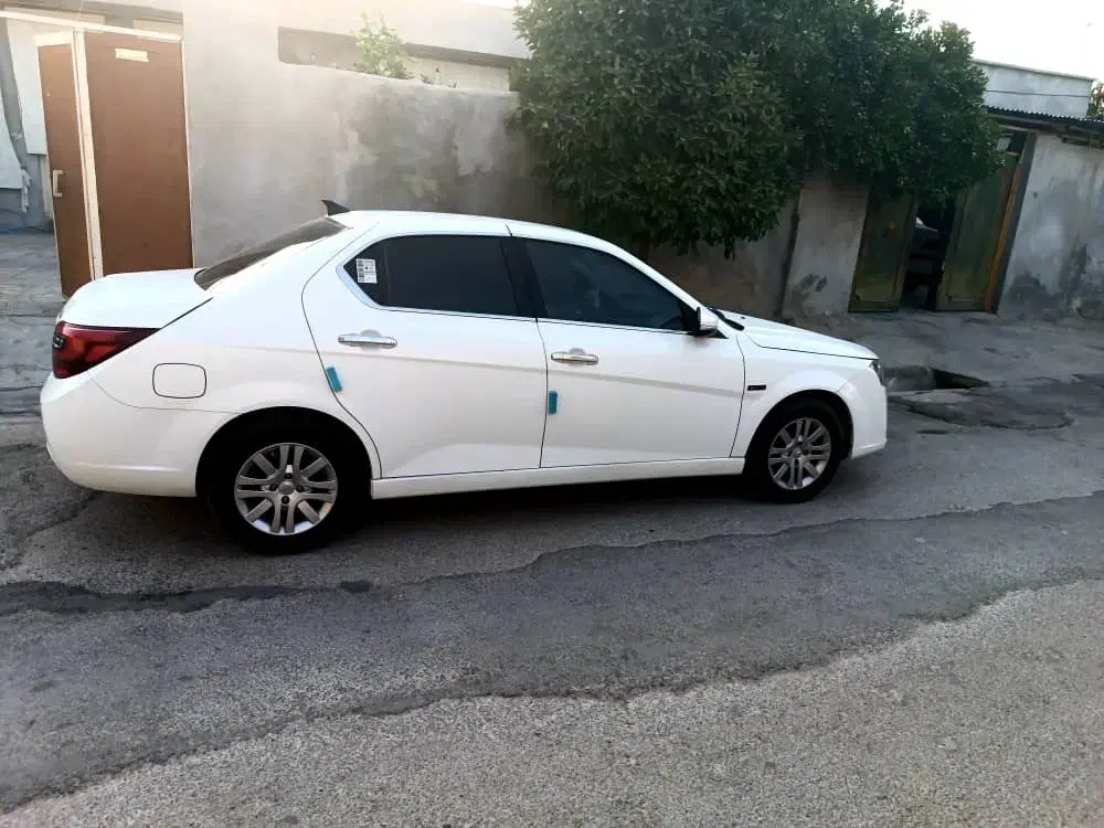 دنا پلاس پلاس پنج دندهای مدل ۱۴۰۱|خودرو سواری و وانت|صدرا-فارس, فاز ۱|دیوار