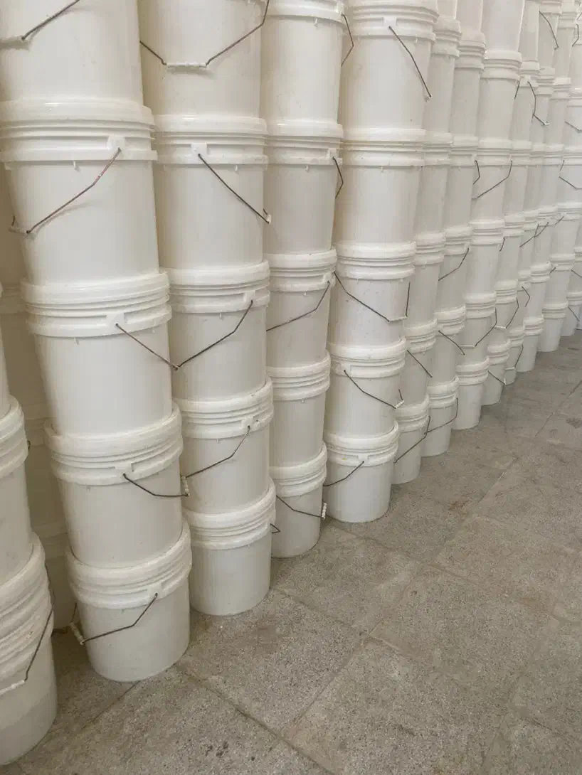 سطل ۳۰کیلویی با خط پلمپ تمیز بدون بو|ظروف نگهدارنده، پلاستیکی، یکبارمصرف|اصفهان, ارغوانیه|دیوار