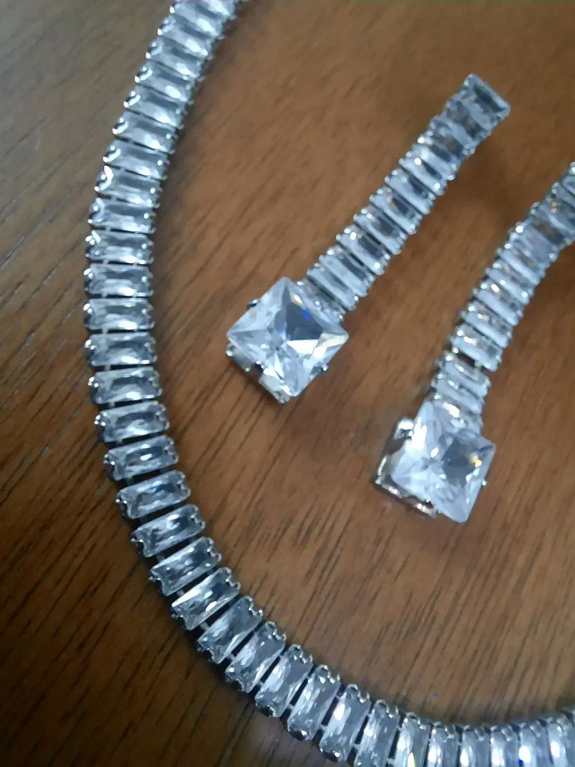 سرویس بدلیجات|بدلیجات|قدس, شهرقدس|دیوار