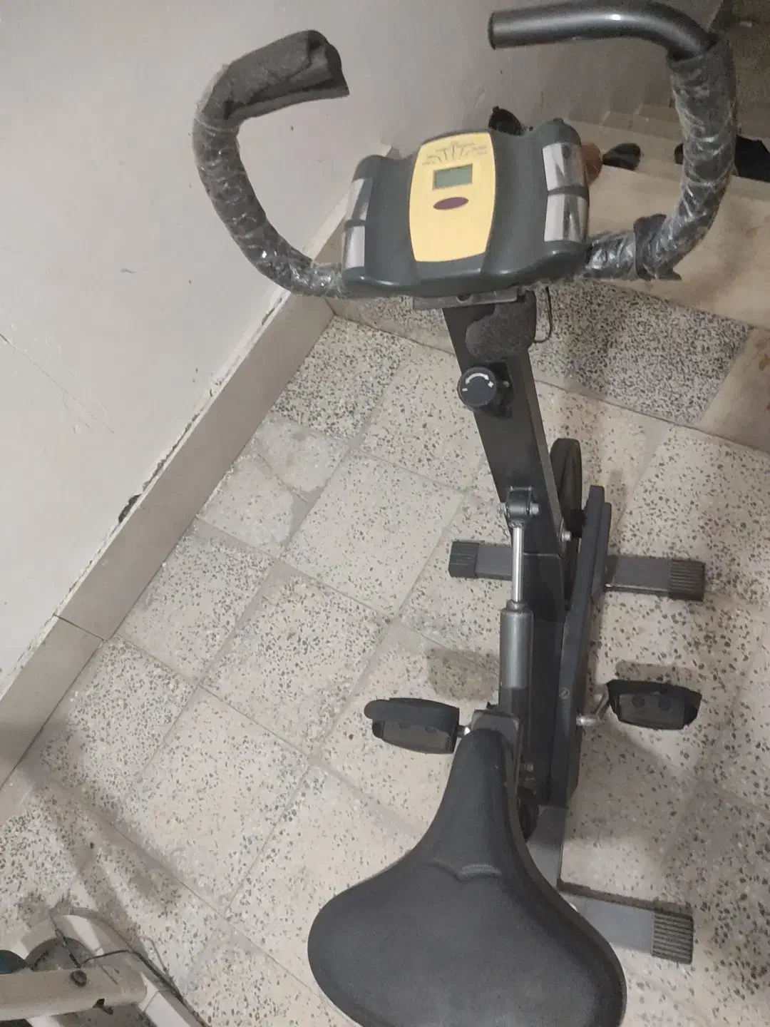 دوچرخه ثابت|تجهیزات ورزشی|خرم‌آباد, |دیوار