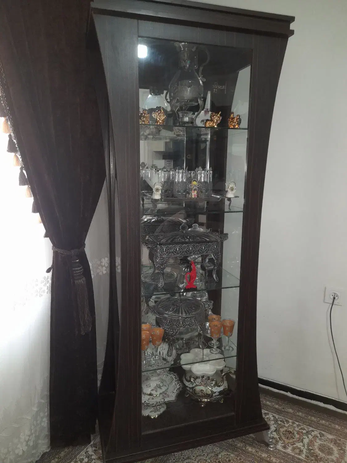 ویترین در حد نو|بوفه، ویترین، کنسول|مرودشت, مسجد رسول‎|دیوار