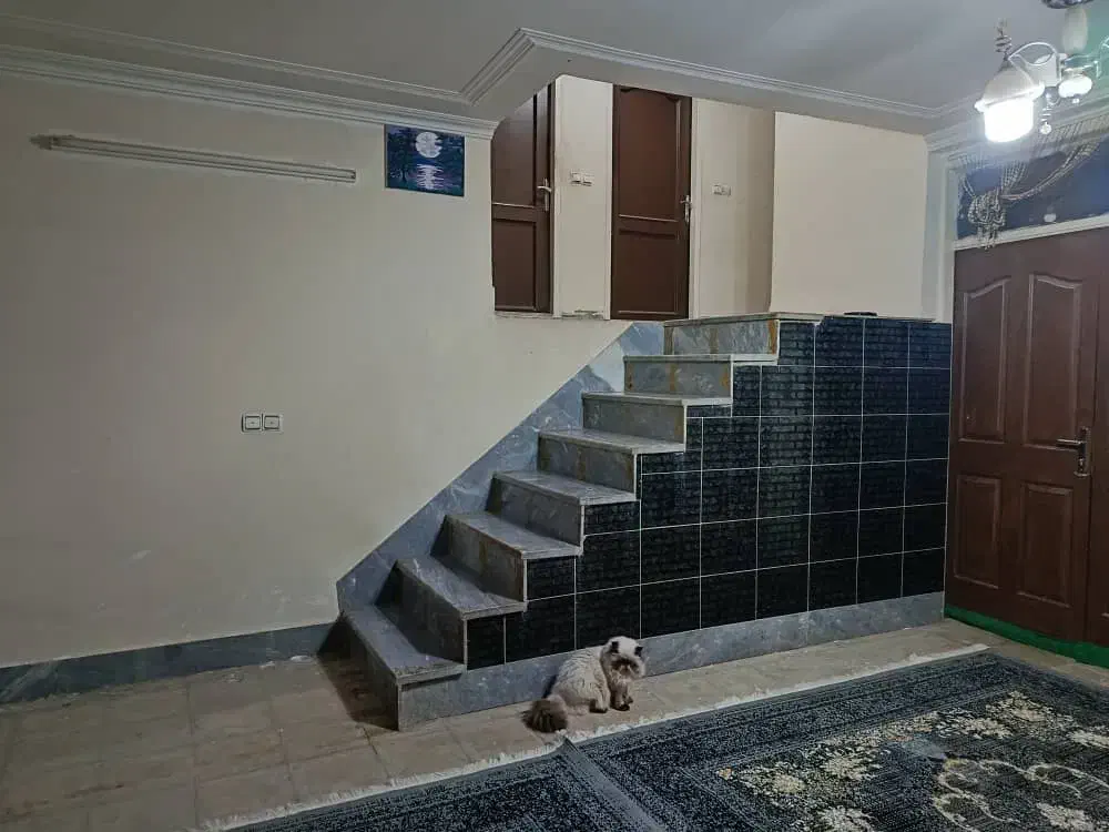 طبقه دوم /دوخواب /|فروش خانه و ویلا|شیراز, شهرک قمشه|دیوار