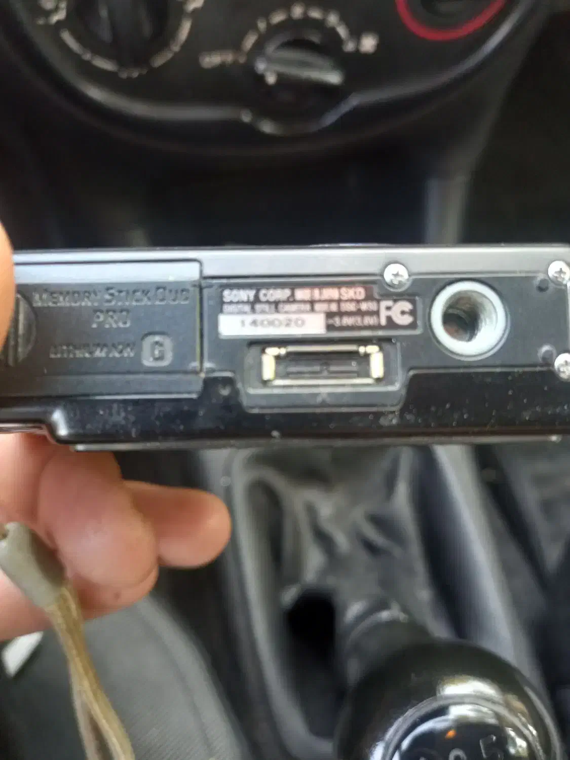 دوربین عکاسی وفیلم برداری ژاپن|دوربین عکاسی و فیلمبرداری|شیراز, شهرک نیروی انتظامی|دیوار