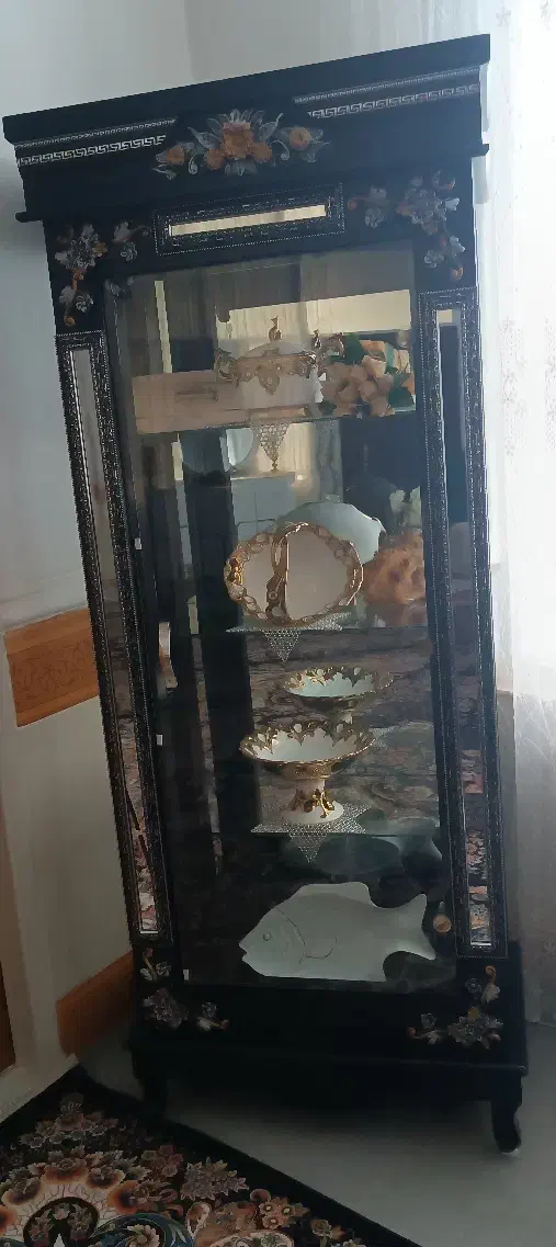 بوفه کاملا سالم|بوفه، ویترین، کنسول|ملایر, |دیوار