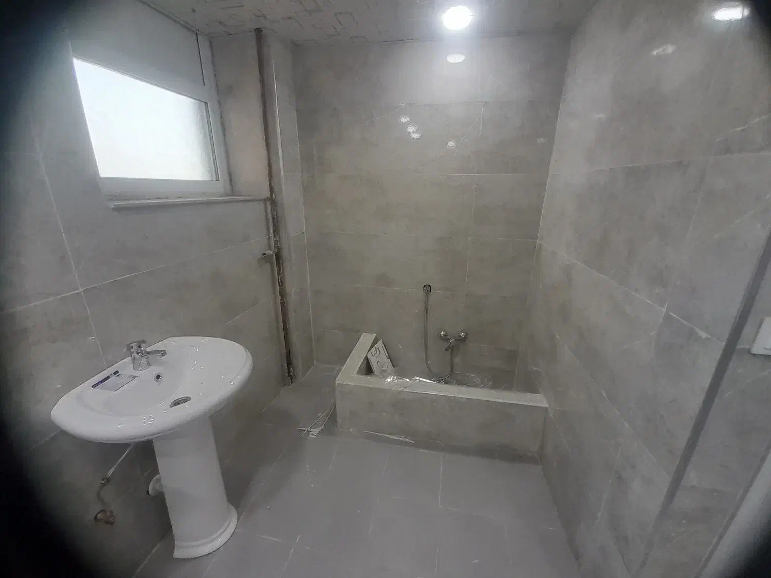 پیمانکاری بنایی کاشیکاری و تخریب و کف سازی|خدمات پیشه و مهارت|تبریز, |دیوار