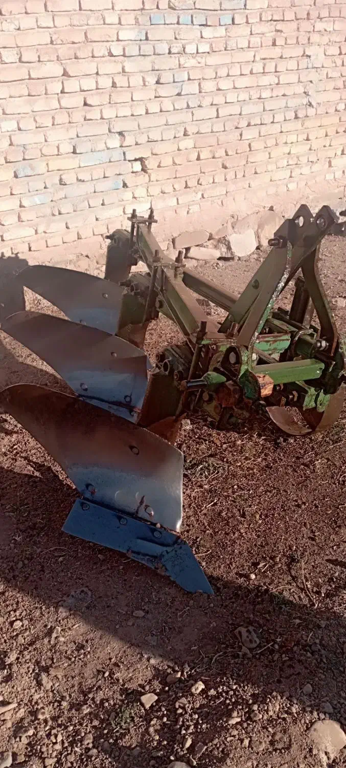 گاو آهن|ماشین‌آلات صنعتی|خواجه, |دیوار