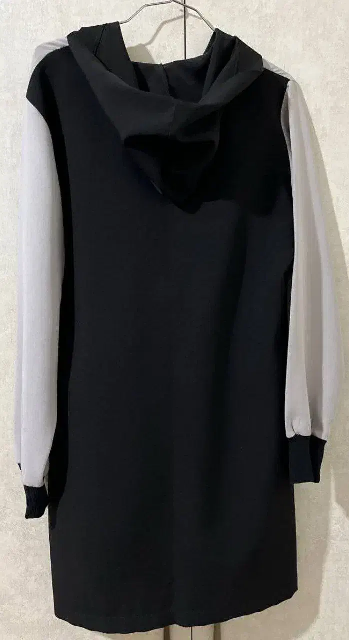 لباس ورزشی|لباس|هشتگرد, فاز ۱ مهستان|دیوار