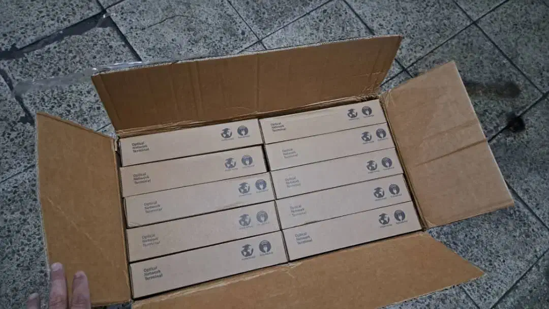 مودم فیبر نوری q2|مودم و تجهیزات شبکه|کرج, کوی کارمندان جنوبی|دیوار