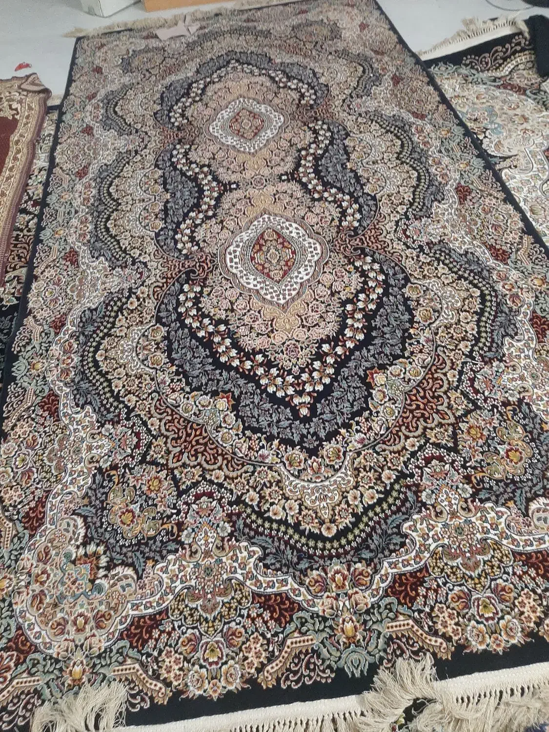 فرش|فرش|مشهد, فدک|دیوار