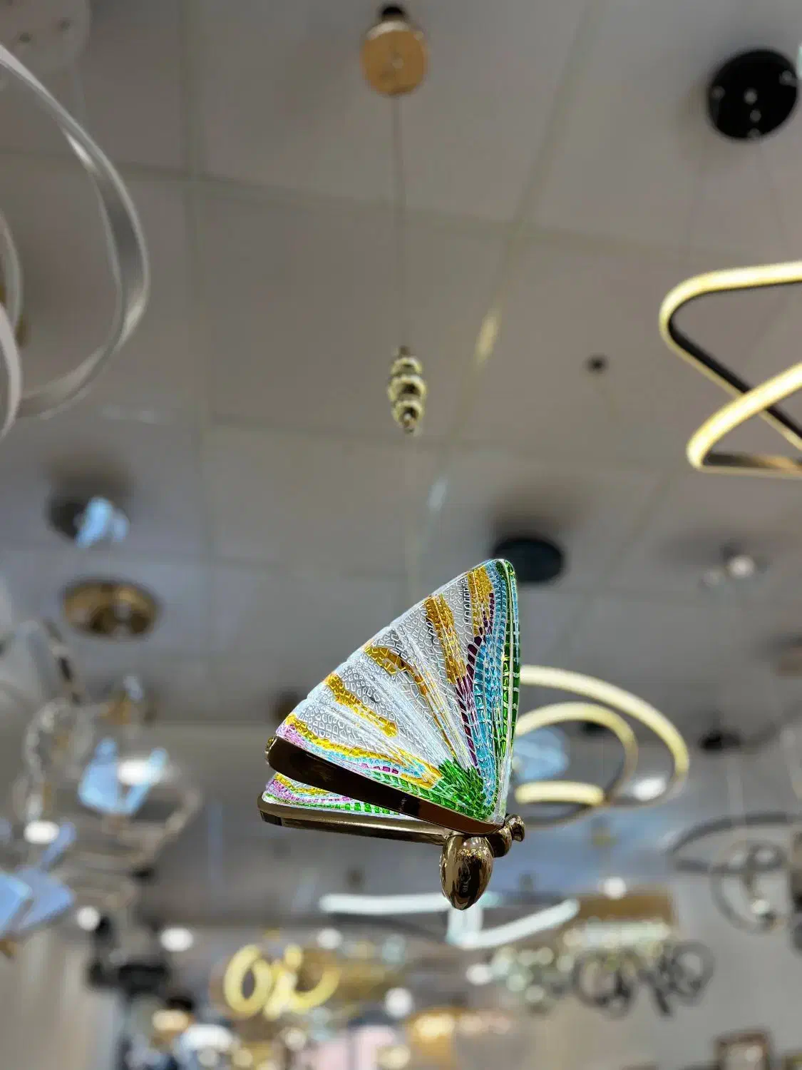 آویز پروانه وارداتی|لوستر و چراغ آویز|قم, دورشهر|دیوار