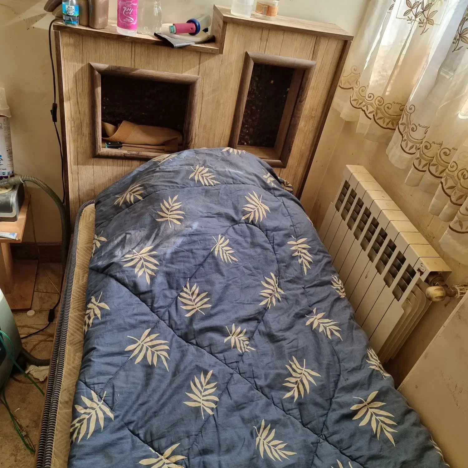 تخت خواب یکنفره  با تشک داتیس|تخت و سرویس خواب|تهران, شهرک آزمایش|دیوار