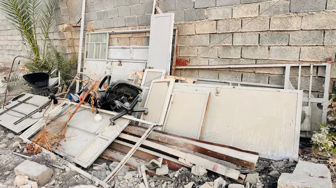 درب و پنجره و تیراهن به صورت کلی|مصالح و تجهیزات ساختمان|قیروکارزین, |دیوار