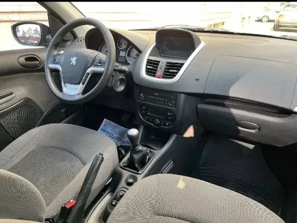 پژو 207 مشکی|خودرو سواری و وانت|رشت, بازار|دیوار