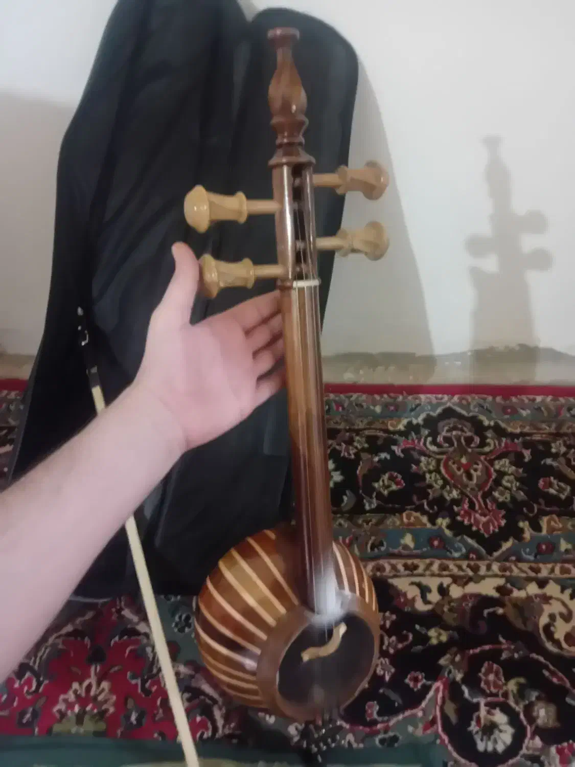 کمانچه|سازهای سنتی|قوچان, |دیوار