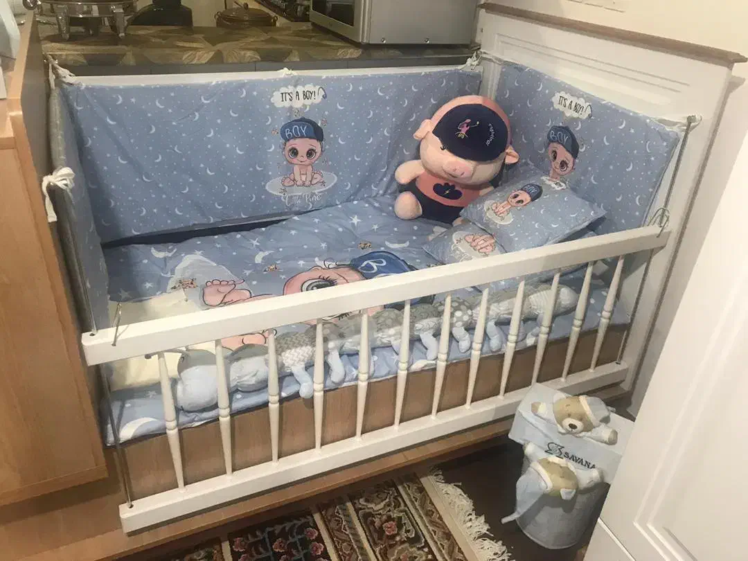 کمد و تخت و ویترین سیسمونی|تخت و سرویس خواب|قم, شهرک قدس|دیوار