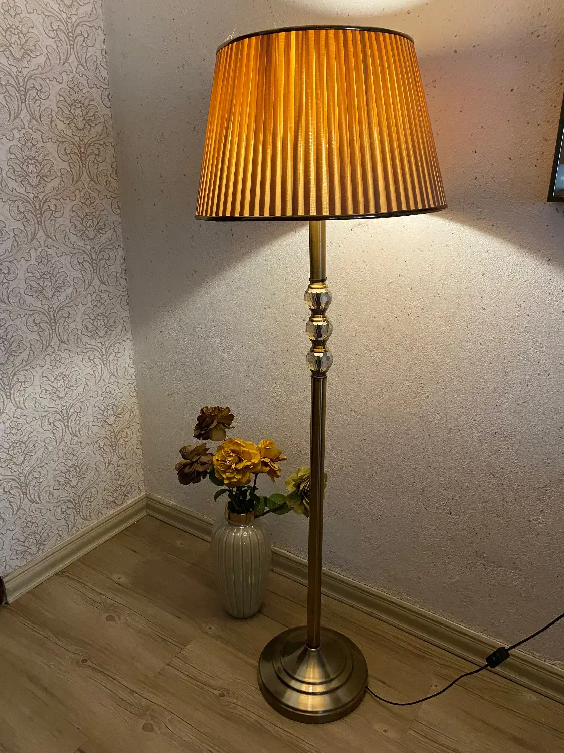 آباژور ایستاده|چراغ خواب و آباژور|آمل, |دیوار