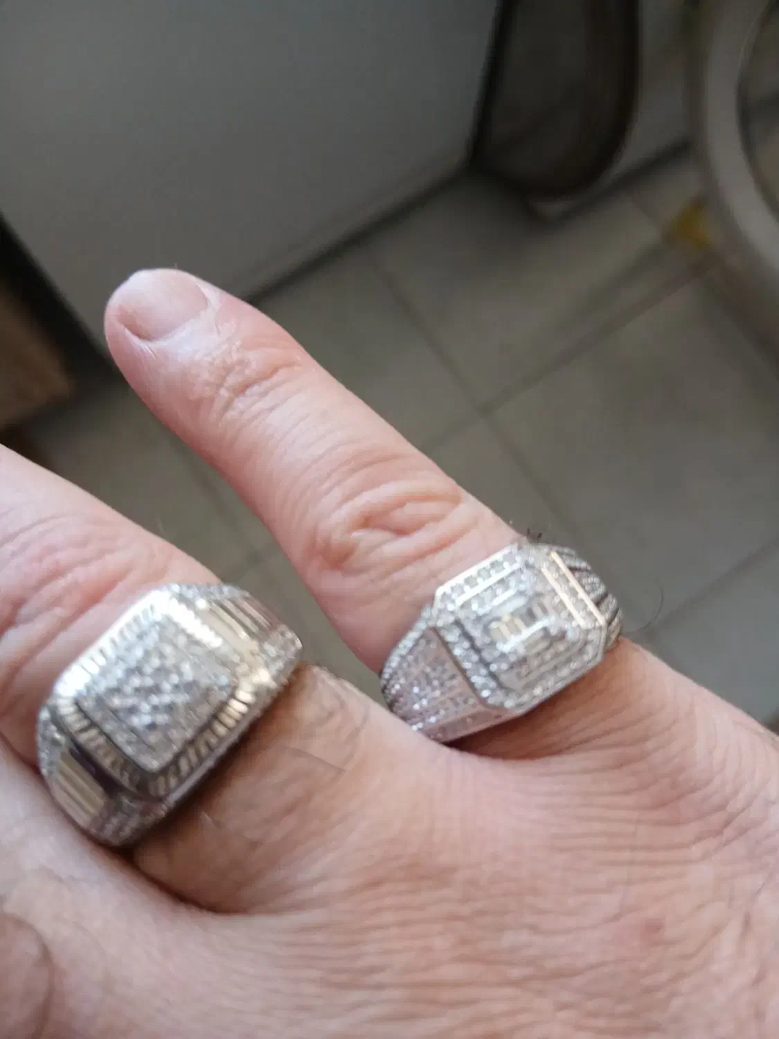 یکعدد انگشتر نقره باروکش طلا سفید عیار ۹۲۵ نو|جواهرات|سمنان, |دیوار