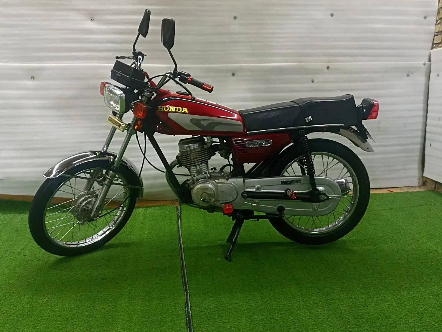 هندا ژاپن مدل ۸۱|موتورسیکلت|تبریز, |دیوار