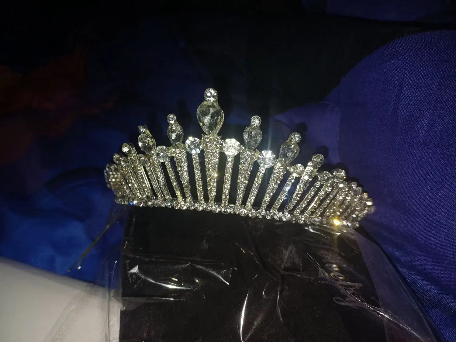 تاج عروس کاملا نو|زیورآلات و اکسسوری|تهران, دهم فروردین|دیوار