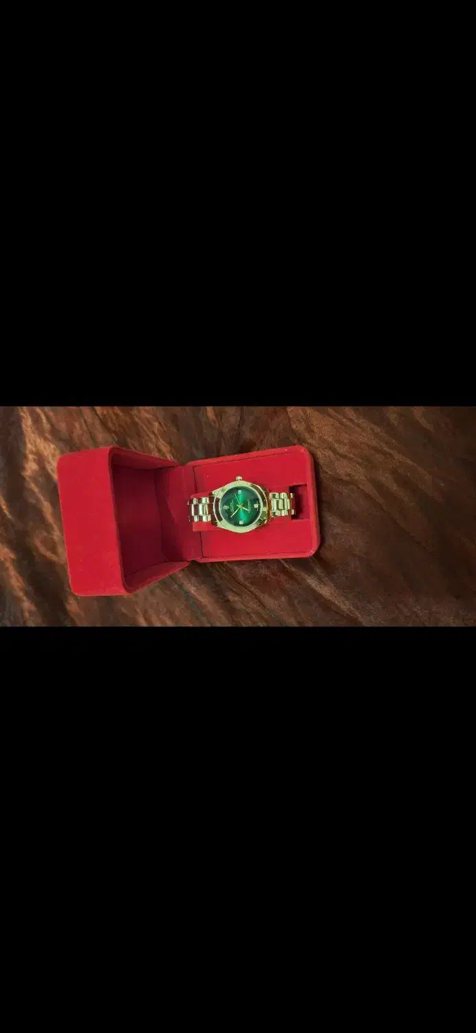 دوعدد ساعت نو مناسب هدیه استفاده نشده|ساعت|مشهد, هنرستان|دیوار