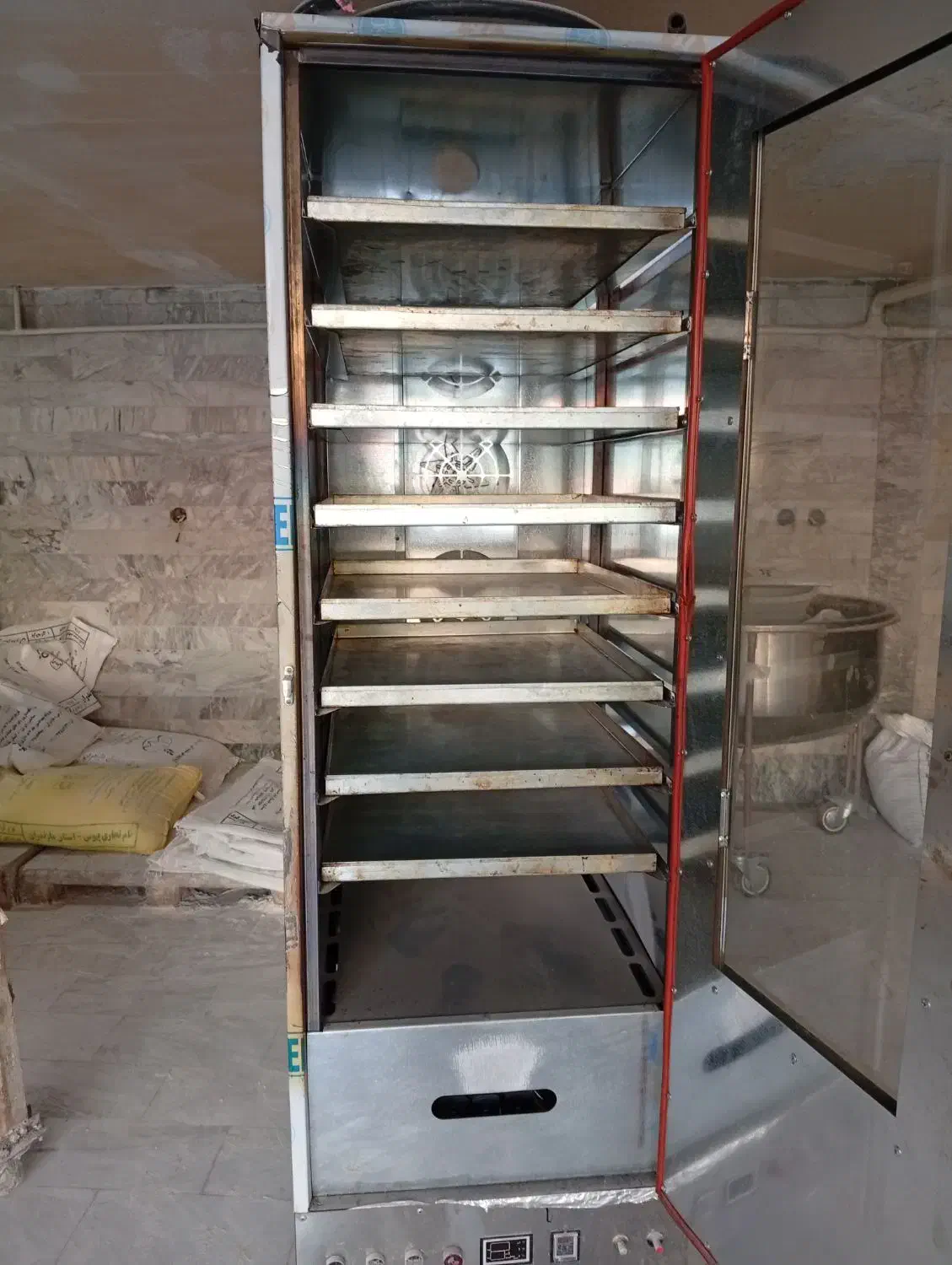 فر قنادی کانوکشن هشت سینی ثابت|ماشینآلات صنعتی|ساری, |دیوار