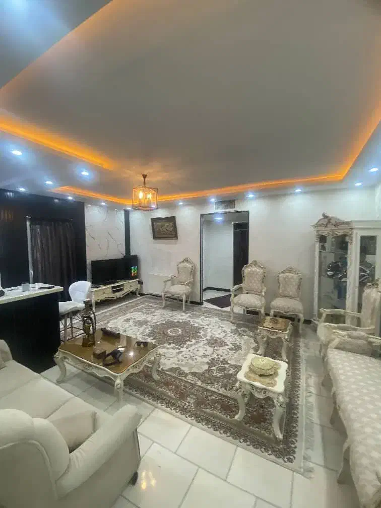 آپارتمان ۸۰ متری فول امکانات فاز ۷|فروش آپارتمان|هشتگرد, شهرک بار و بن|دیوار