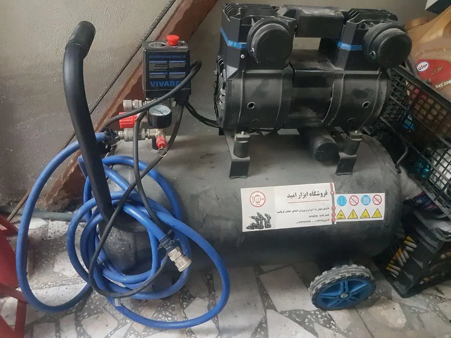 پمپ بادی ۵۰ لیتری vivarex|ماشینآلات صنعتی|قائمشهر, |دیوار