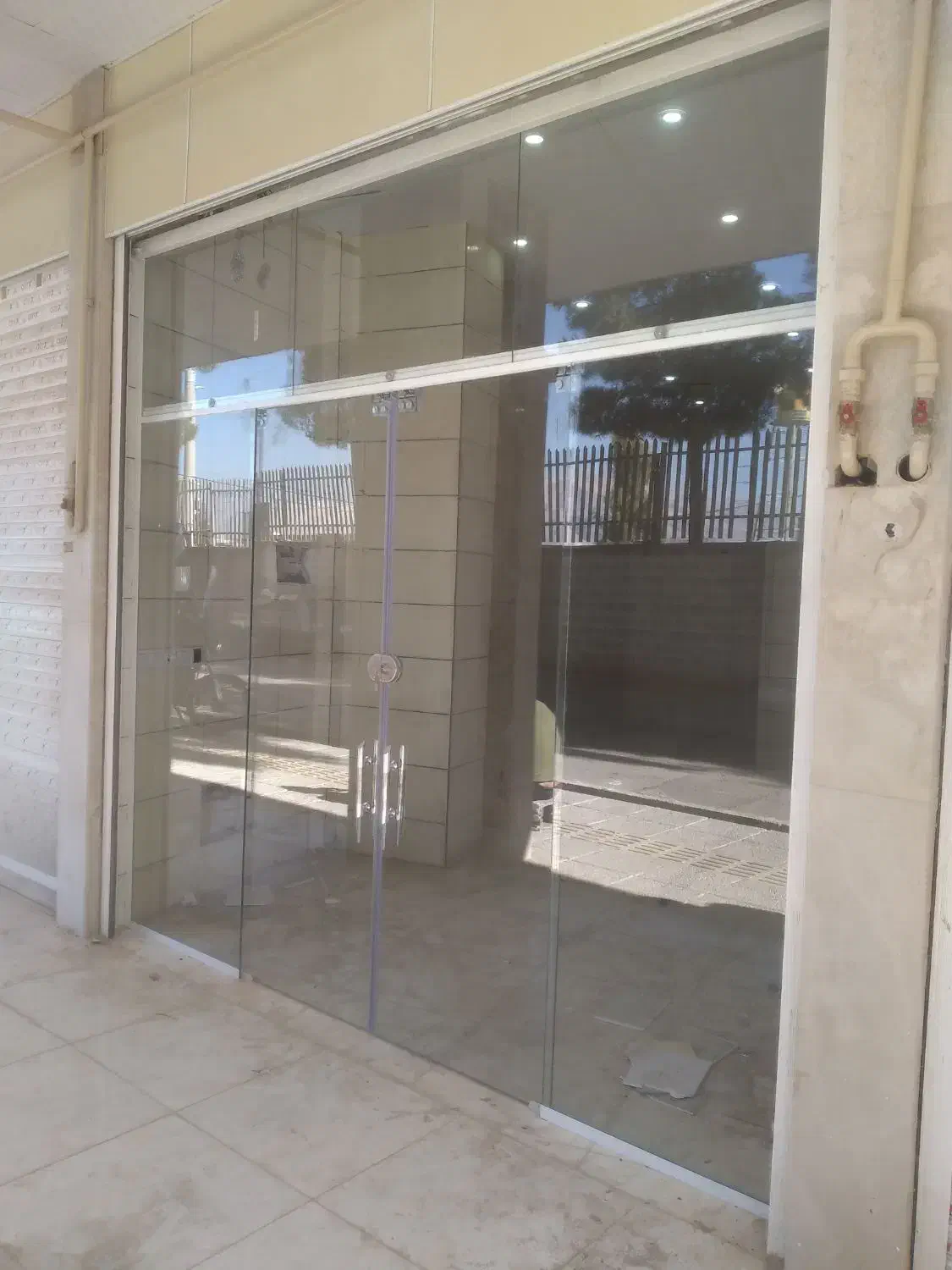 شیشه سکوریت|خدمات پیشه و مهارت|شیراز, زرهی|دیوار