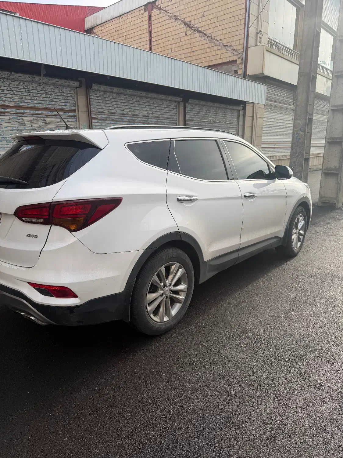 سانتافه ۲۰۱۷ پلاک منطقه|خودرو سواری و وانت|رشت, گلسار|دیوار