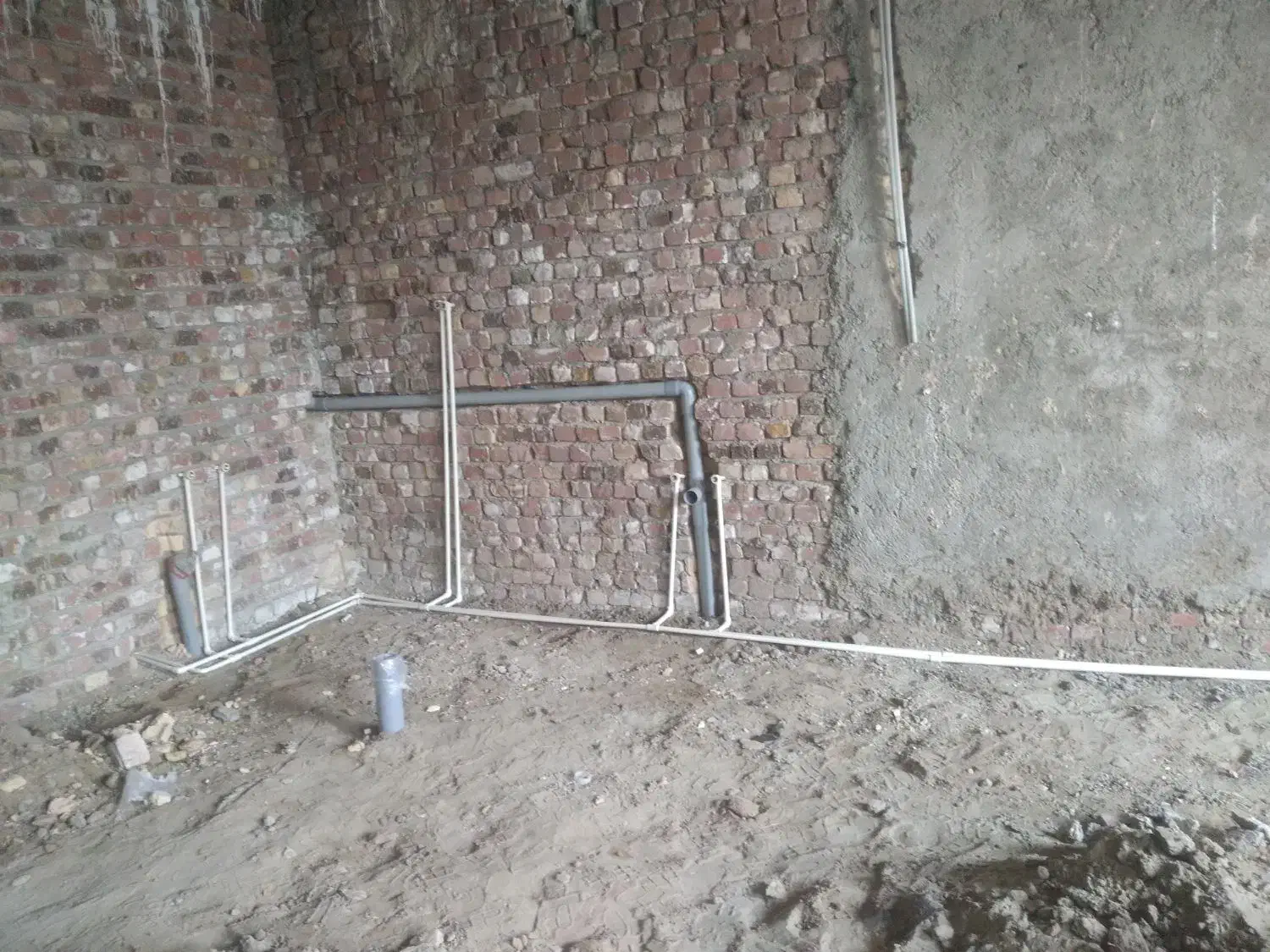 لوله کشی و سیم کشی ساختمان|خدمات پیشه و مهارت|زهک, |دیوار