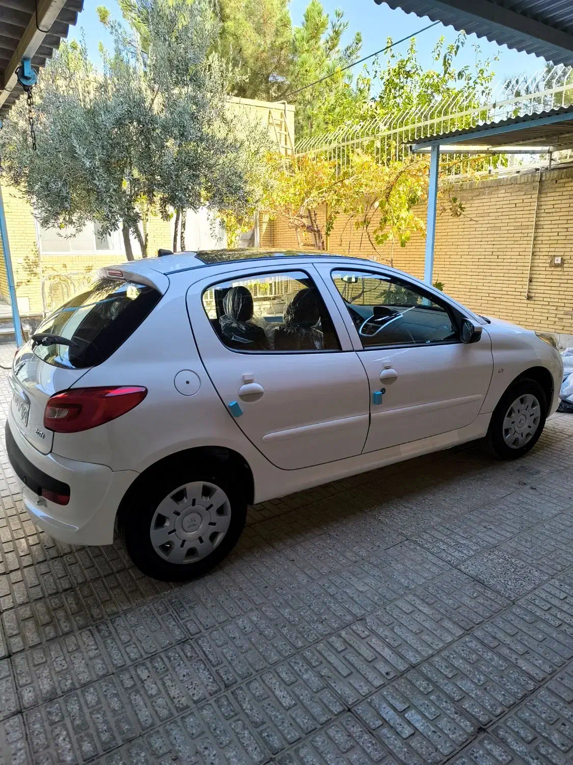 پژو ۲۰۷ ارتقا یافته پاناروما tu5p مدل|خودرو سواری و وانت|شاهینشهر, اقبال لاهوری|دیوار